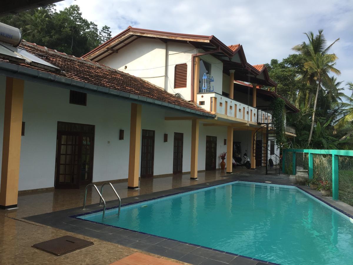 Royal Ace Unawatuna Exterior photo